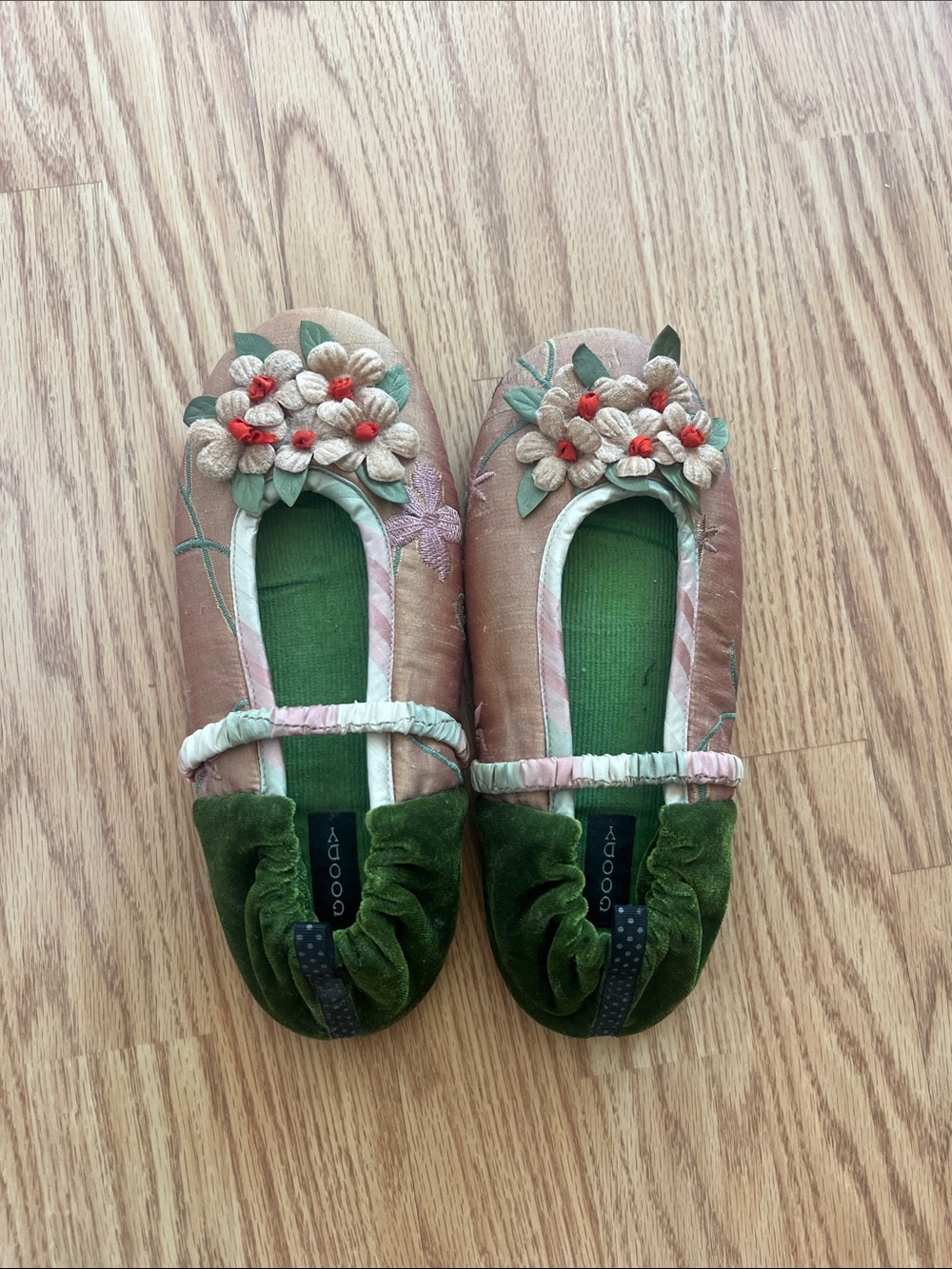 Velvet and silk Floral Ballet Flats in Pink and Green